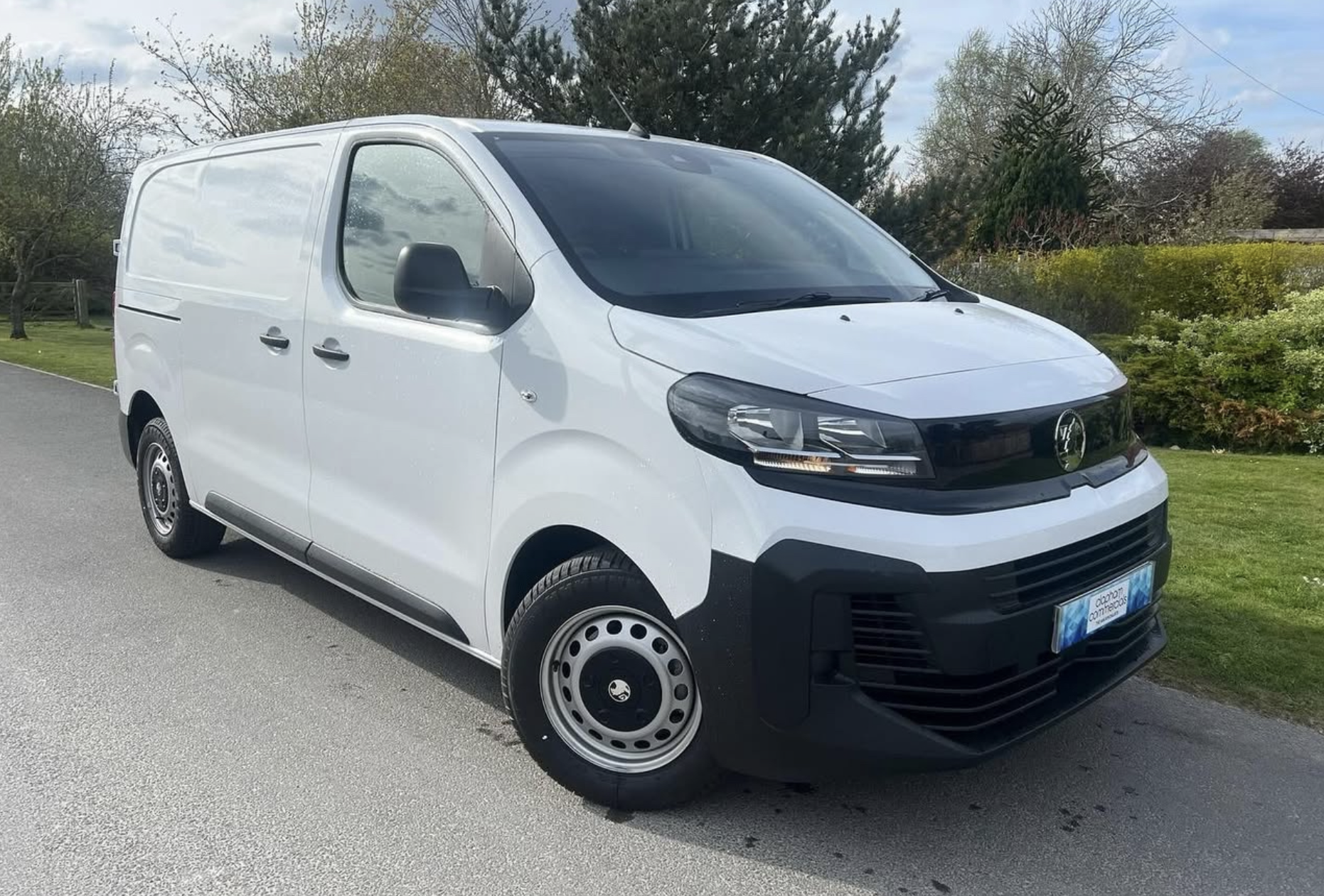 VAUXHALL VIVARO 2900 1.5d 100PS Prime H1 Van